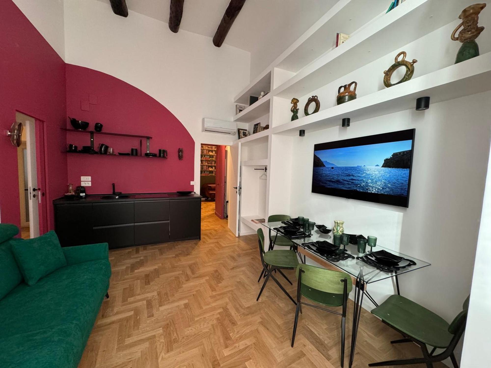Appartamento Alma De Chiaja - Design &