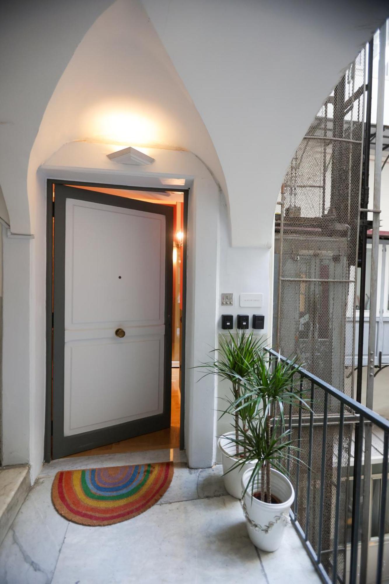 Alma De Chiaja - Design & Appartamento