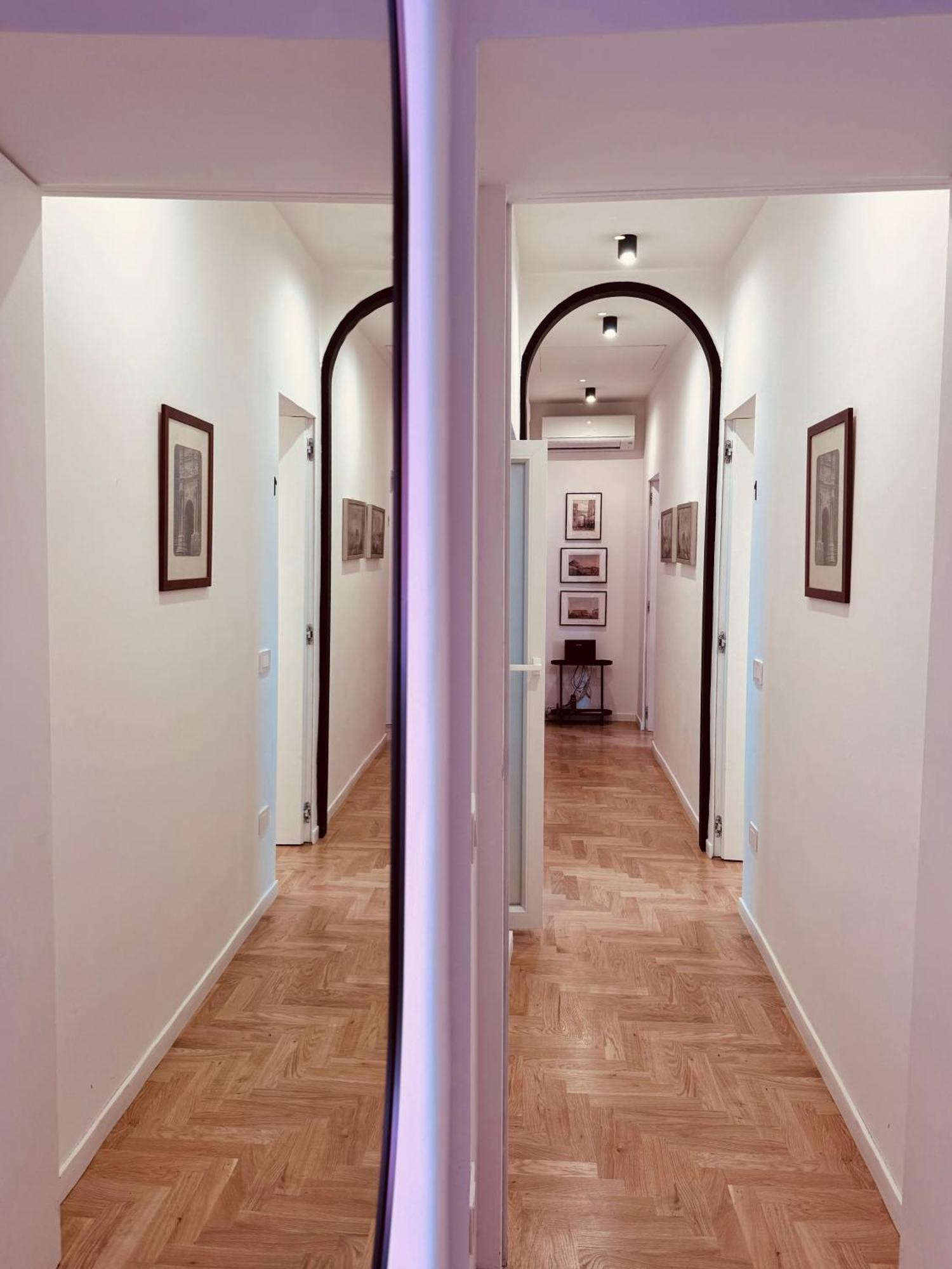 Apartment Alma De Chiaja - Design &