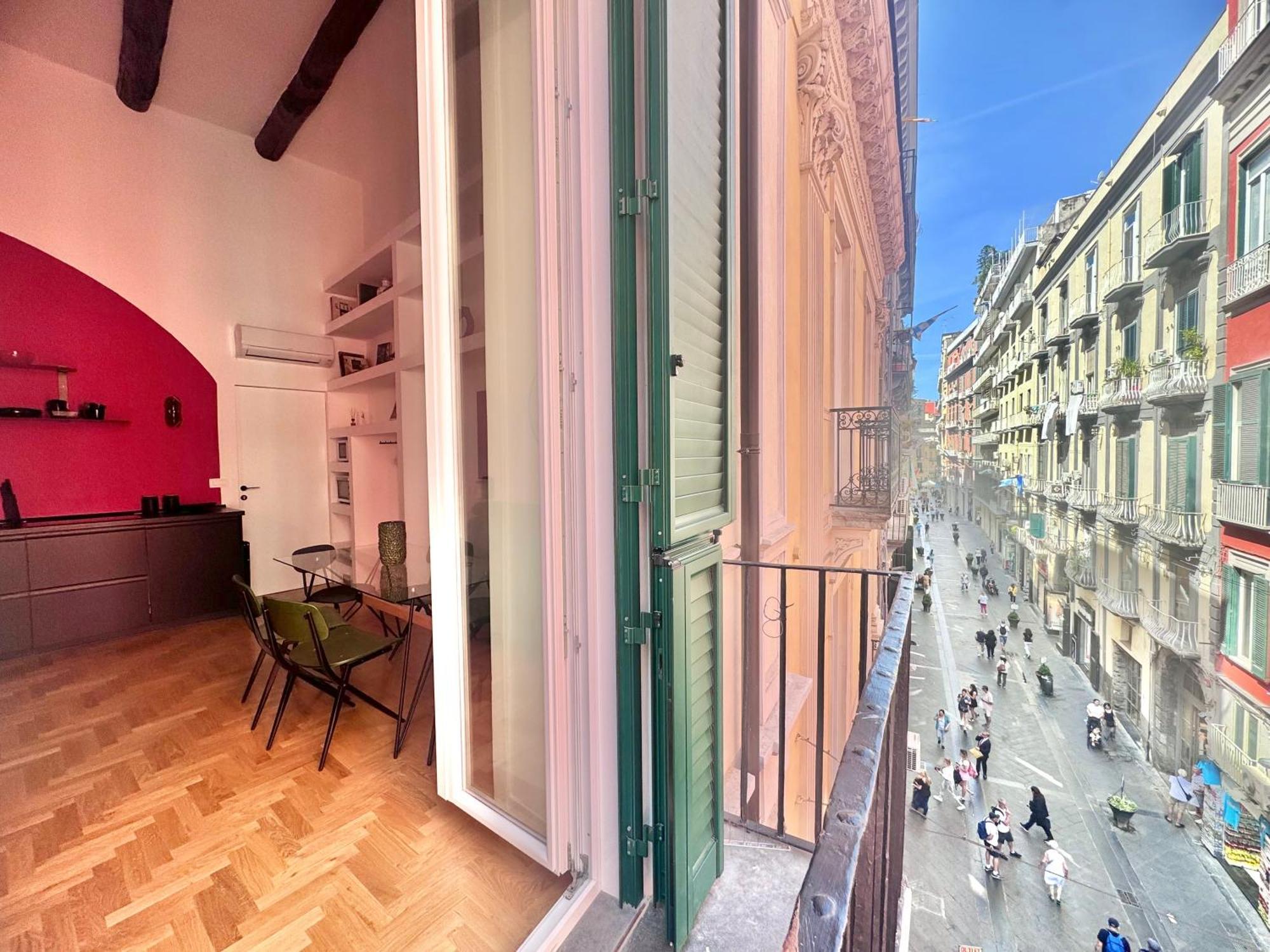 Alma De Chiaja - Design & Apartment
