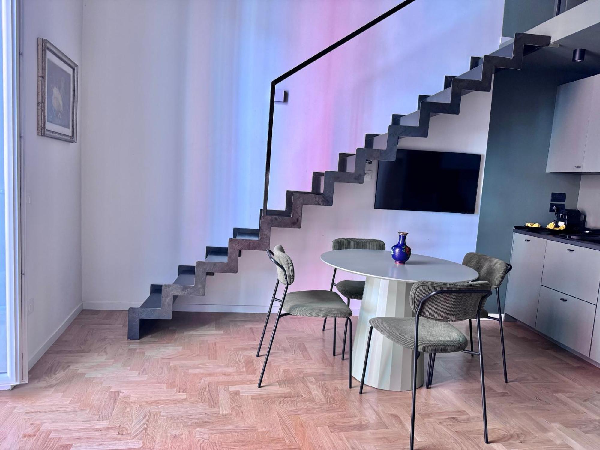 Alma De Chiaja - Design & Appartement Naples