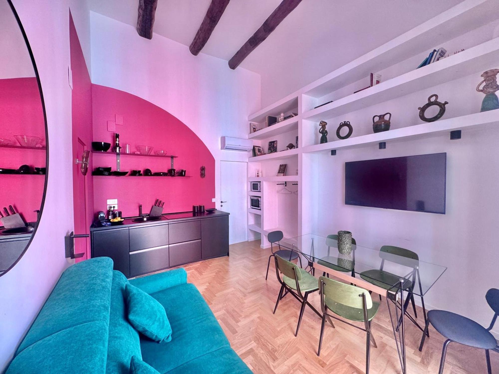 Alma De Chiaja - Design & Appartement Naples